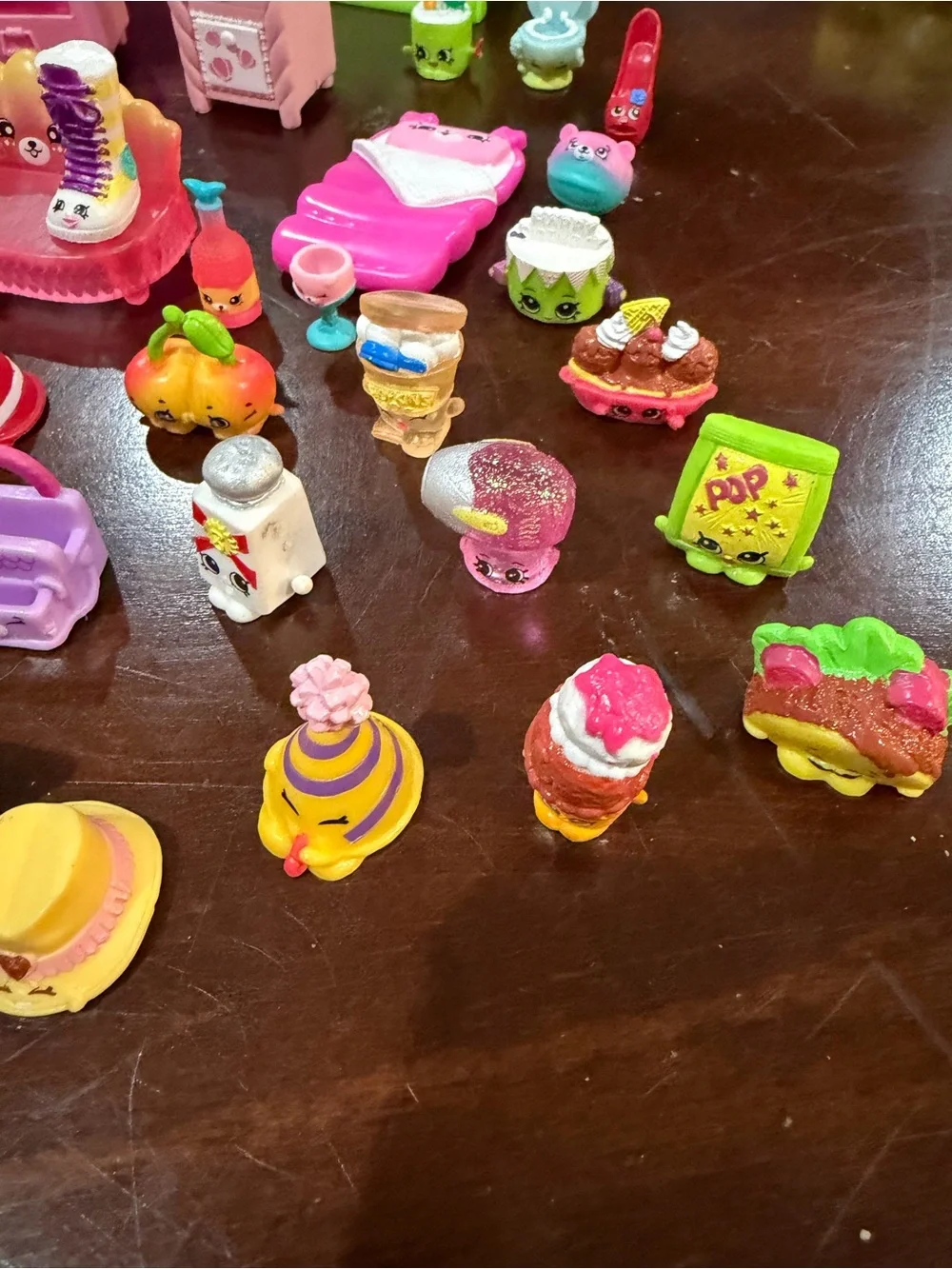 Lot of 82 Shopkins Figures Mixed Seasons Food Fashion Toys Miniatures - Picture 7 of 12